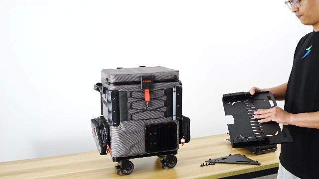 Amazon.co.jp: LiTHELi FrozenPack Wild 12V 車載冷蔵庫＆ポータブル